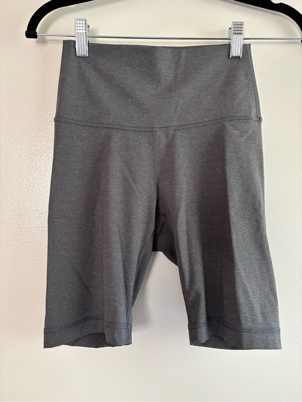 Everlane Perform Charcoal Gray High-Rise Athletic Bike Shorts Size Small